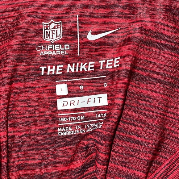 Nike Red Short Sleeve Kids Tee Patriots Sport Large Shirt Boys - Picture 2 of 2